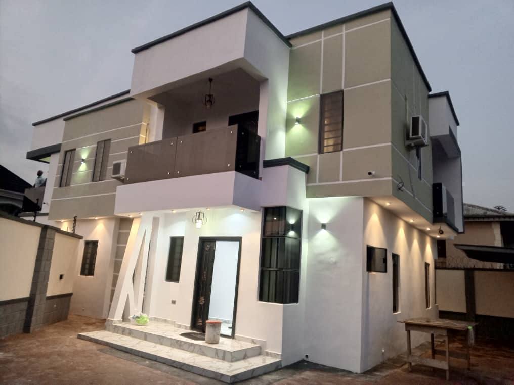 Modern Luxury Residence