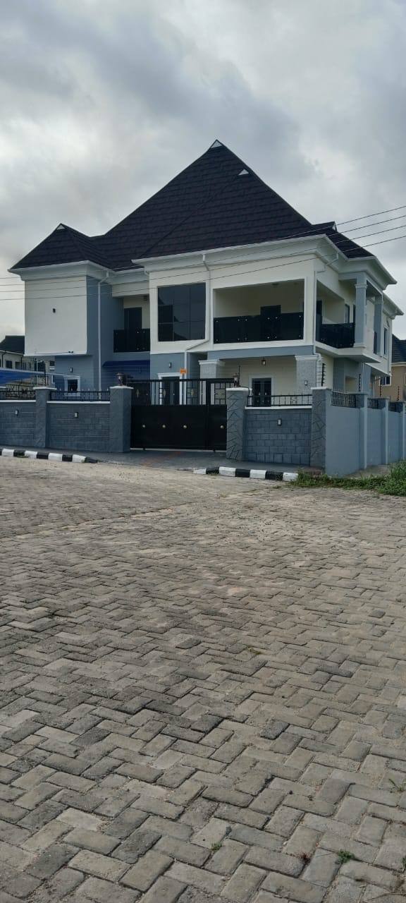 Modern Luxury Residence